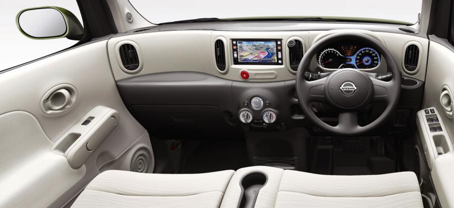  Nissan Cube 2009 года  (фото 44 из 137)